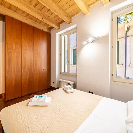 Residenza Elisa Castelvecchio Apartment
